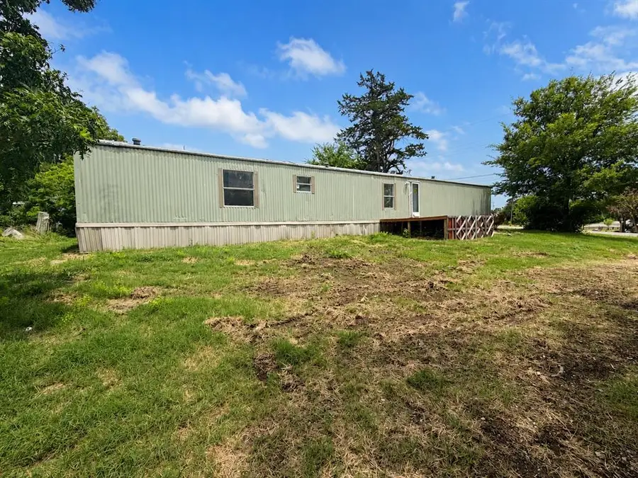 206 W Tahlequah Avenue, Sulphur, OK 73086 - #3