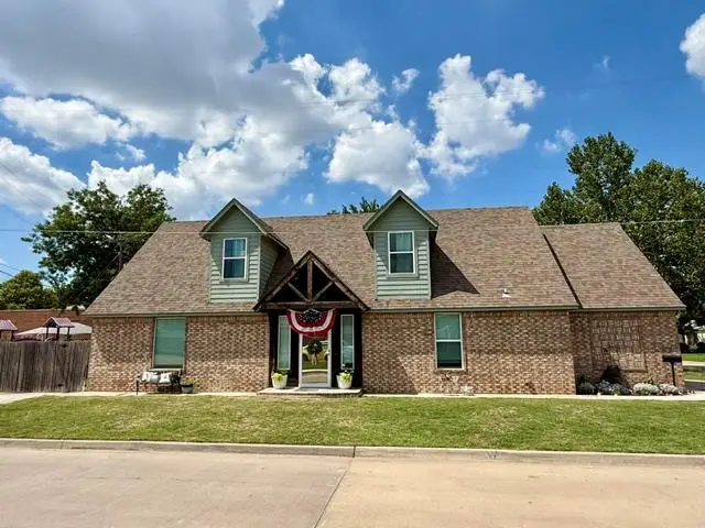 4401 N Central Road, Bethany, OK 73008 - #1