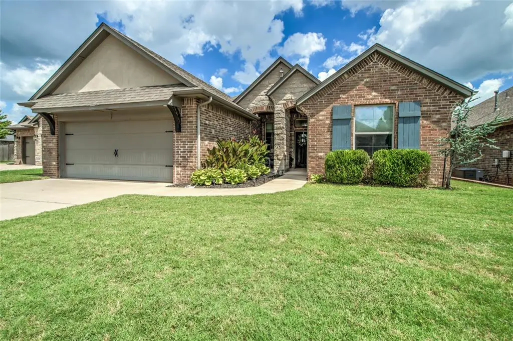 905 NW 189th Circle, Edmond, OK 73012 - #1