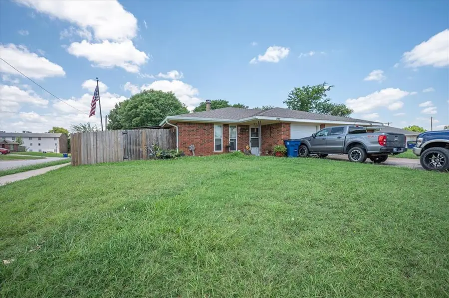 702 E Redbud Court #702 & 704, Stillwater, OK 74075 - #3