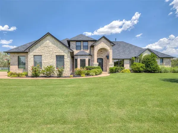 17400 Barrington Hills Lane, Edmond, OK 73012