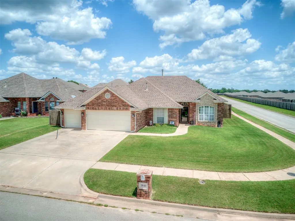 3840 Pachem Avenue, Harrah, OK 73045 - #1
