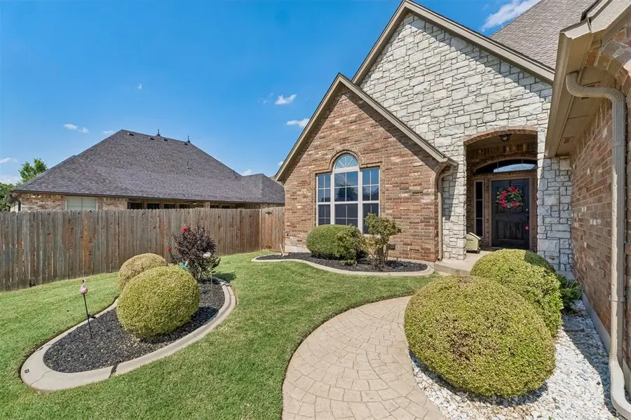 11812 Cherry Point Lane, Yukon, OK 73099 - #2
