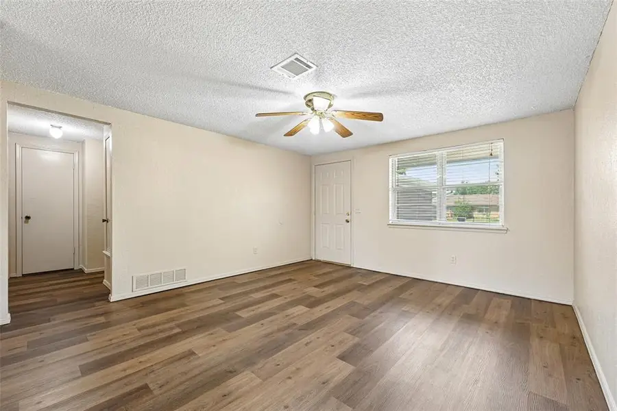 8404 S Brookline Avenue, Oklahoma City, OK 73159 - #3