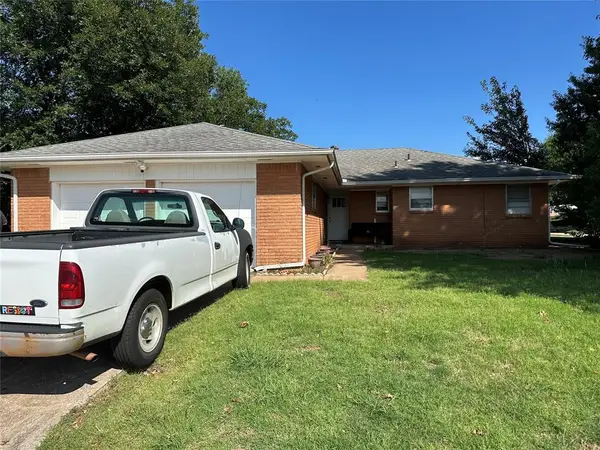 101 Burton Place, Edmond, OK 73013