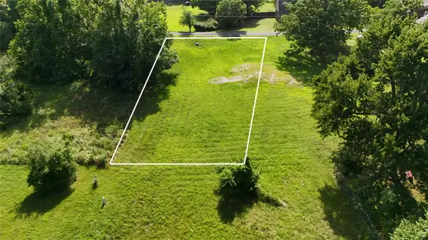 1685 W Mcgill Circle, Eufaula, OK 74432
