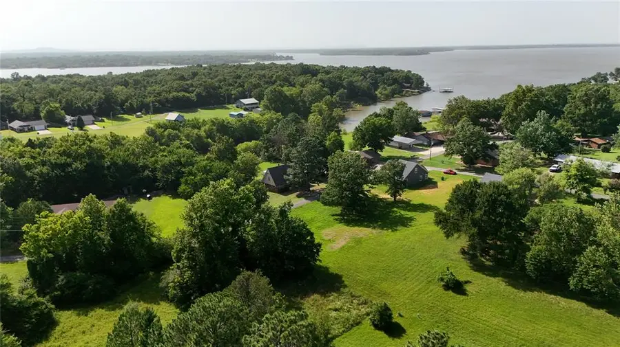 1653 W Mcgill Circle, Eufaula, OK 74432 - #3