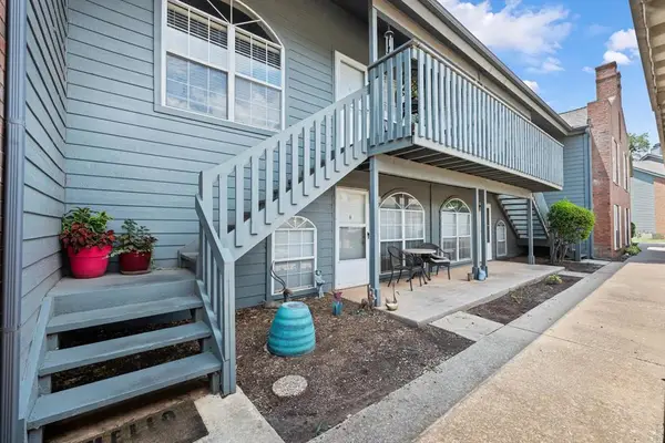 11525 N Meridian Avenue #206, Oklahoma City, OK 73120