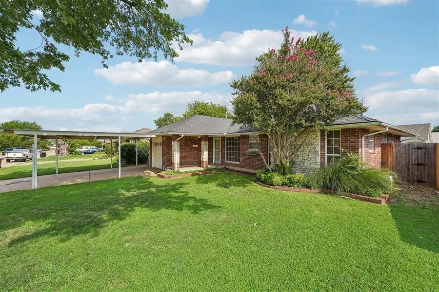 1013 NW 5th Street, Moore, OK 73160 - #2