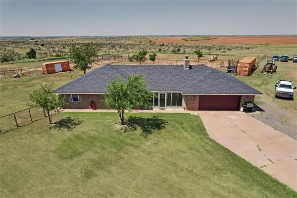 19298 East County Road 169, Duke, OK 73521
