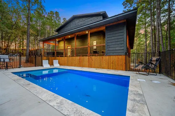 240 Bear Hickory Trail, Broken Bow, OK 74728