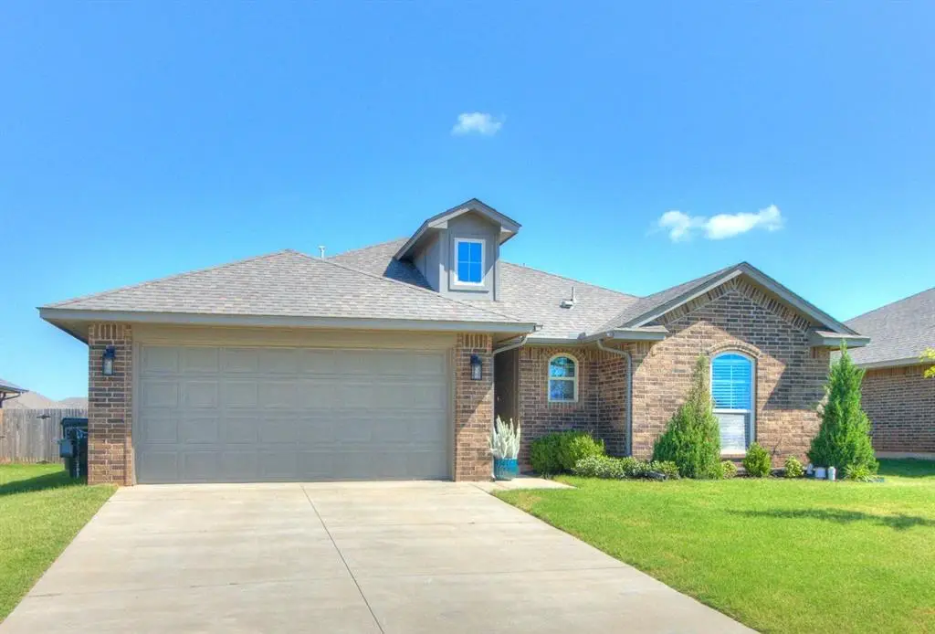 3915 Abingdon Drive, Norman, OK 73026 - #1