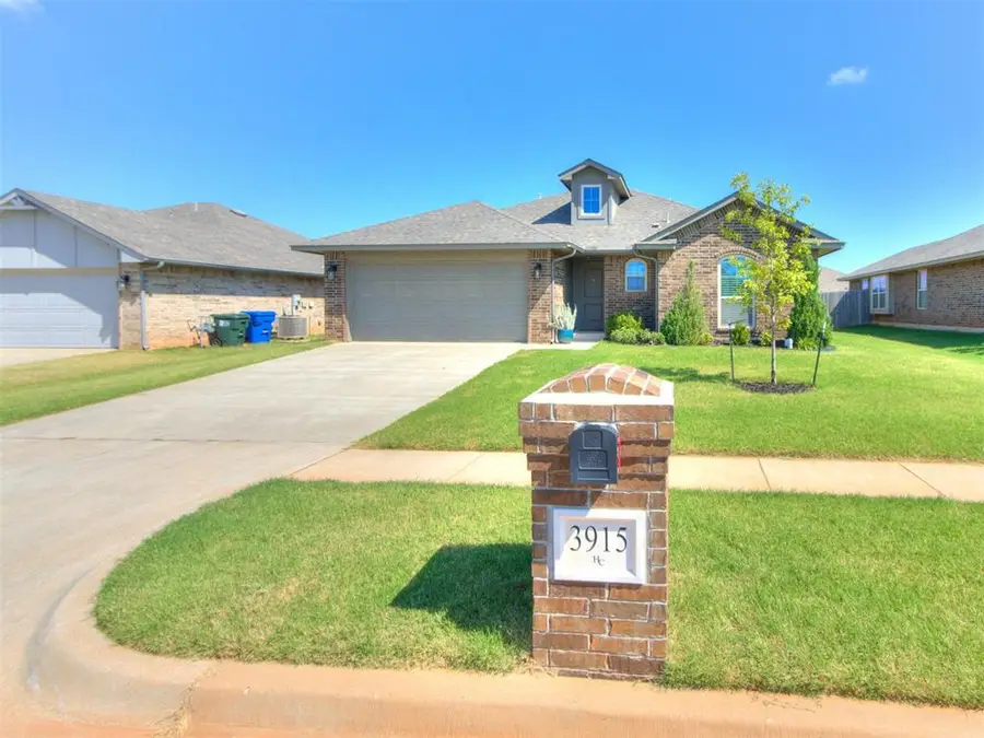 3915 Abingdon Drive, Norman, OK 73026 - #3