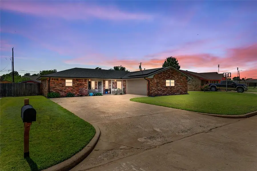 1317 Jefferson Street, Weatherford, OK 73096 - #2