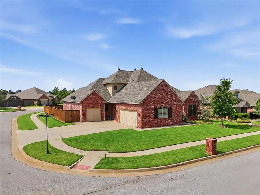 13608 Cobblestone Curve Road, Oklahoma City, OK 73142 - #3