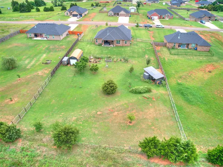 5445 Little Farms Road, Guthrie, OK 73044 - #2