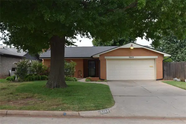3649 Sunvalley Drive, Midwest City, OK 73110