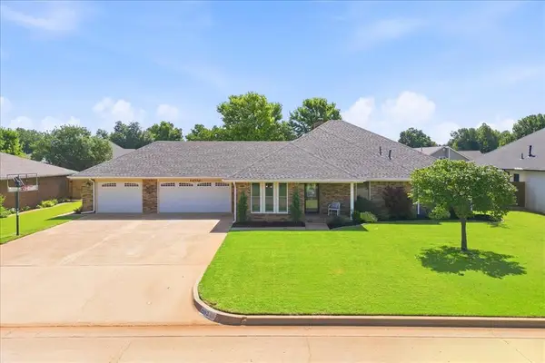 1202 W Fay Avenue, Kingfisher, OK 73750