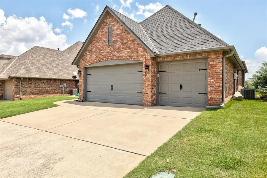 16708 Covington Manor, Edmond, OK 73012 - #2
