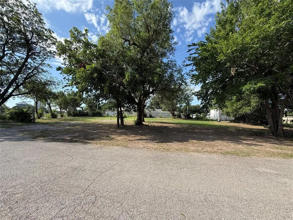 607 W London Street, El Reno, OK 73036 - #1