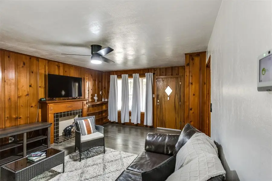 1910 S 13th Street, Chickasha, OK 73018 - #3