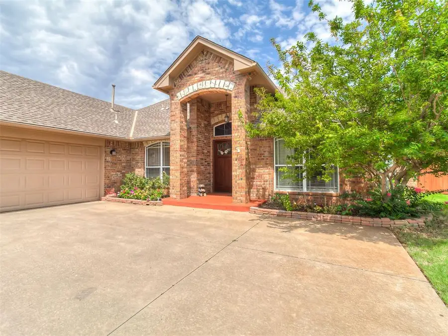 16008 Ledge Lane, Edmond, OK 73013 - #2