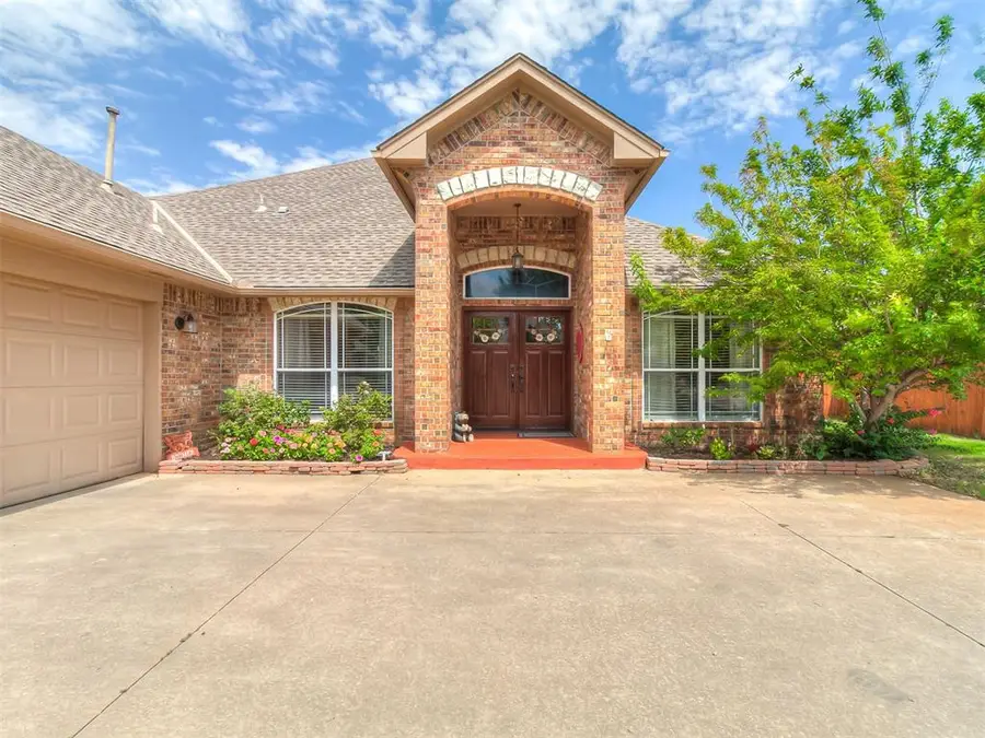 16008 Ledge Lane, Edmond, OK 73013 - #3