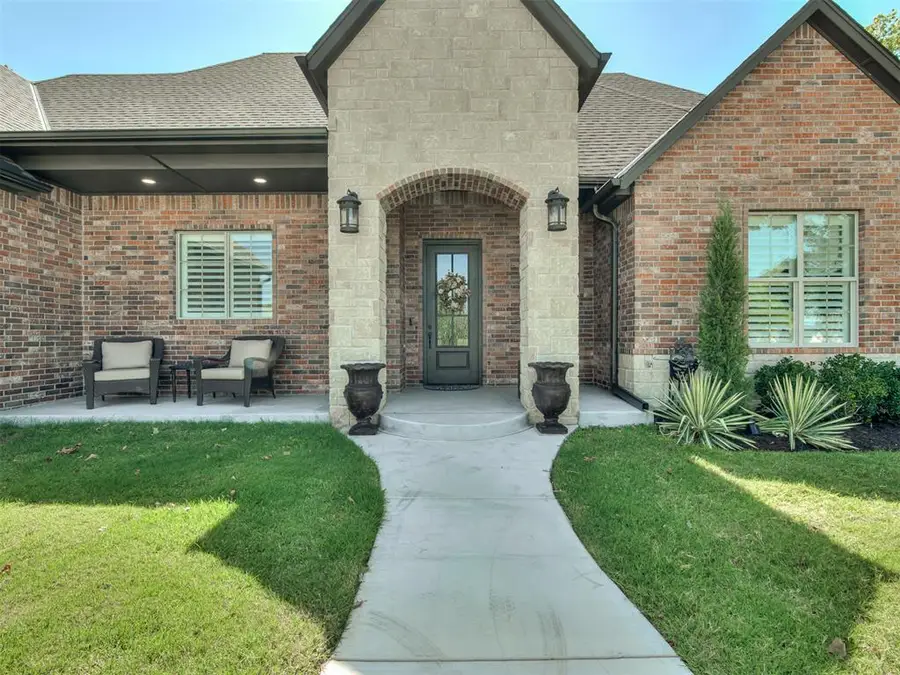 1055 Lucas Way, Newcastle, OK 73065 - #2