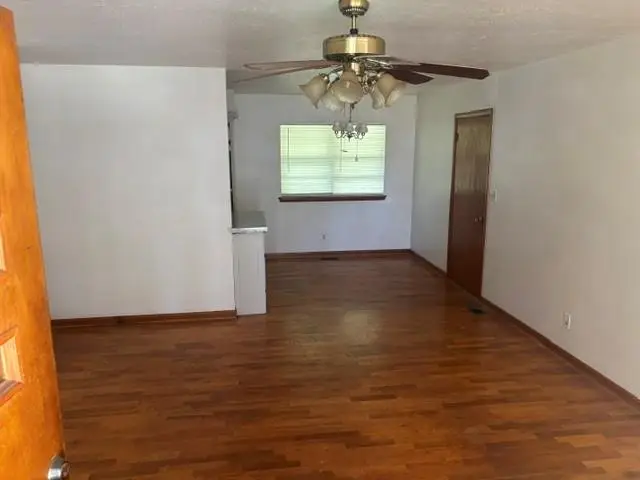310 W J Street, Alex, OK 73002 - #2
