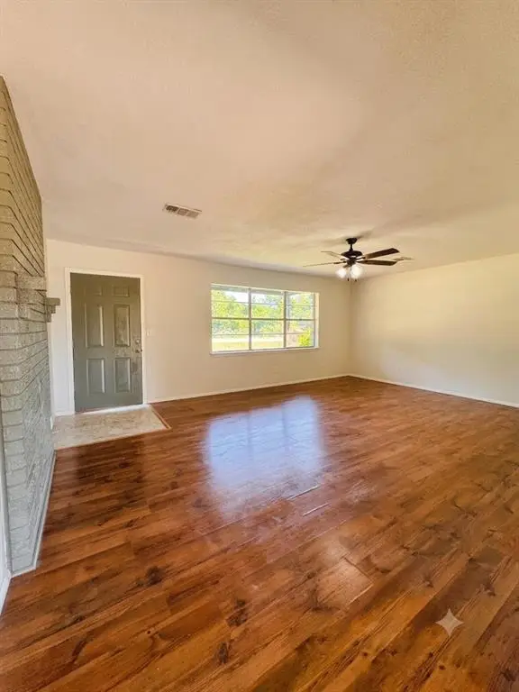 312 E Meadowview Lane, Valliant, OK 74764 - #2