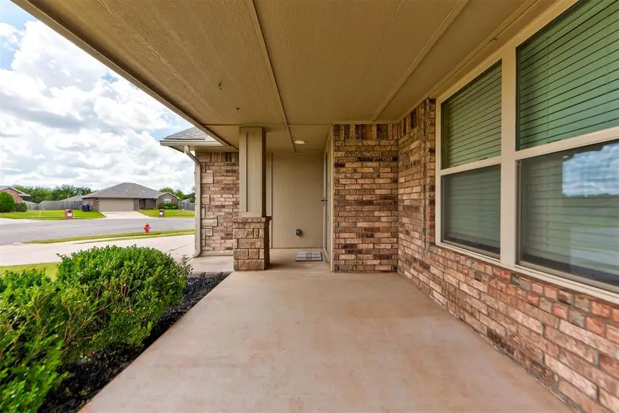 1213 Laurel Creek Drive, Yukon, OK 73099 - #3
