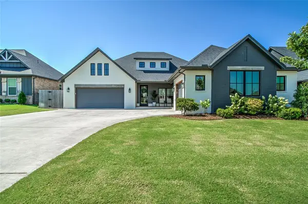 9300 NW 84th Terrace, Yukon, OK 73099
