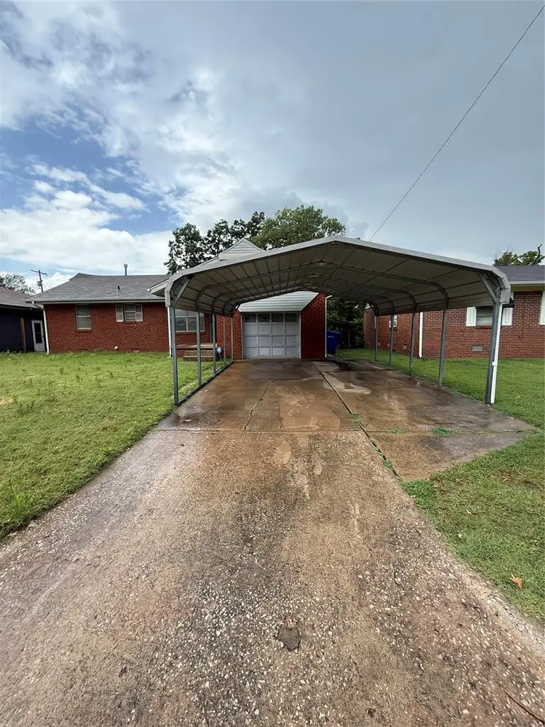 801 Lotus Avenue, Midwest City, OK 73130 - #2