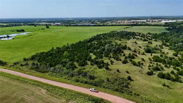 1 E 880 Road, Stroud, OK 74079