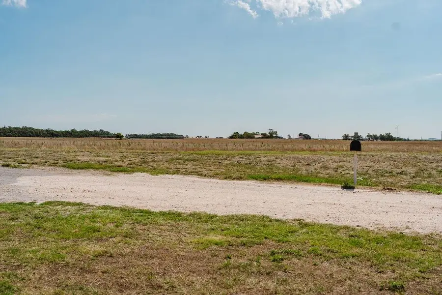 12497 N 1780 Road, Erick, OK 73645 - #2