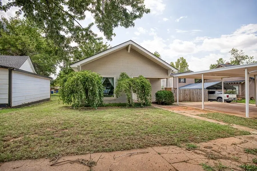 212 S 9th Street, Kingfisher, OK 73750 - #2