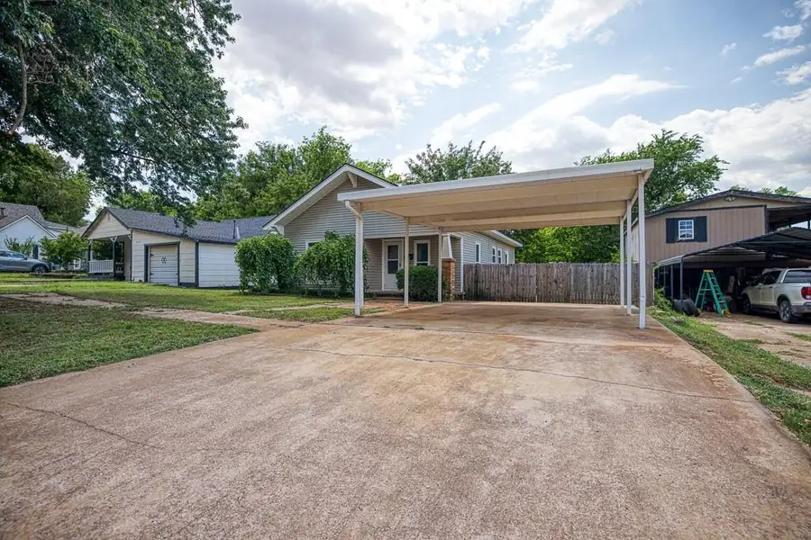 212 S 9th Street, Kingfisher, OK 73750 - #3