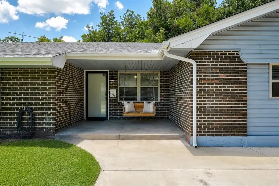 2621 N Redmond Avenue, Oklahoma City, OK 73127 - #2