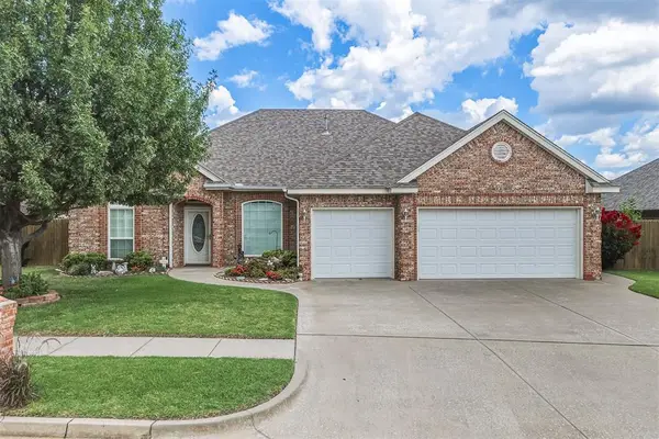728 Ellsworth Avenue, Yukon, OK 73099