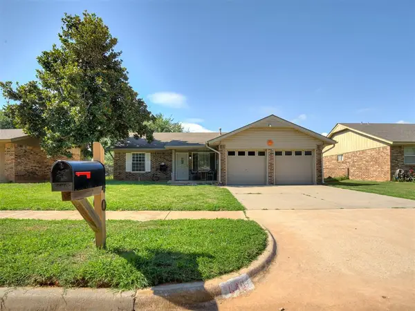 640 W Perry Drive, Mustang, OK 73064
