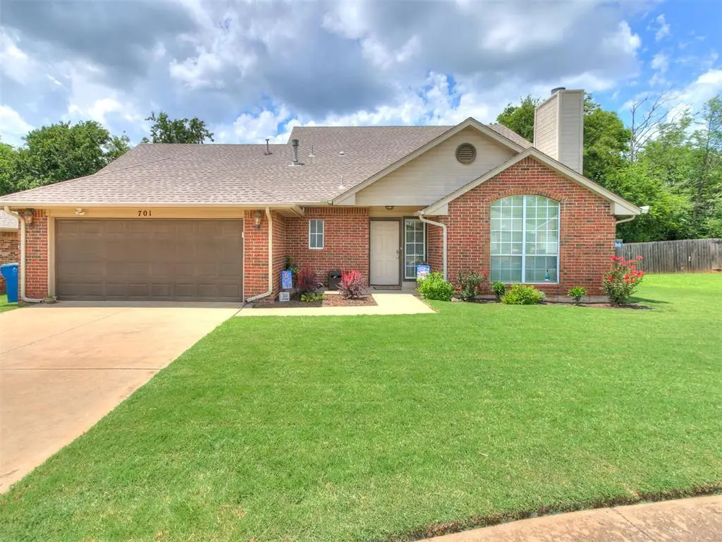701 Taber Lane, Edmond, OK 73003 - #1