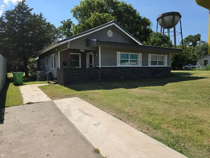 207 S 8th Street, Okemah, OK 74859 - #3