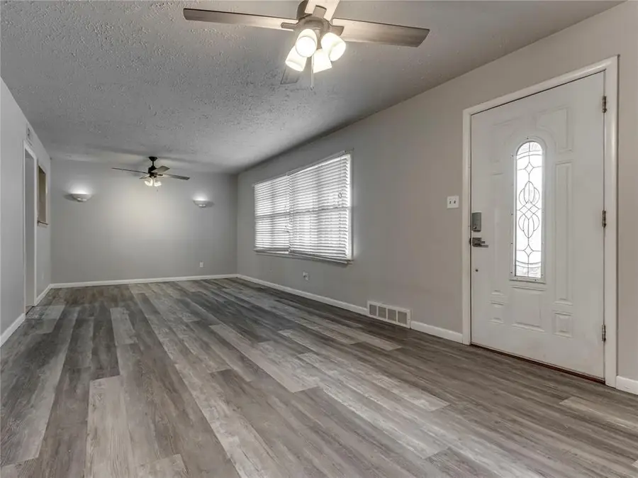 604 E Bouse Drive, Midwest City, OK 73110 - #3