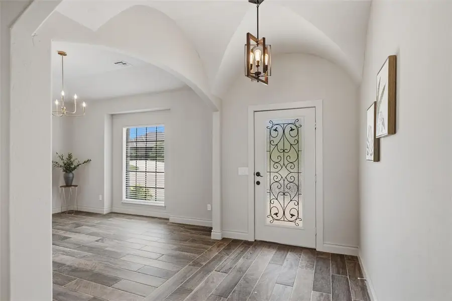 3805 Spyglass Road, Oklahoma City, OK 73120 - #2