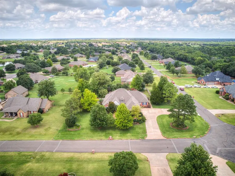 1721 Graces Terrace, Edmond, OK 73025 - #2
