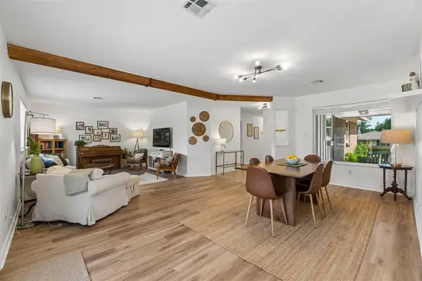 723 E 27th Place, Edmond, OK 73013