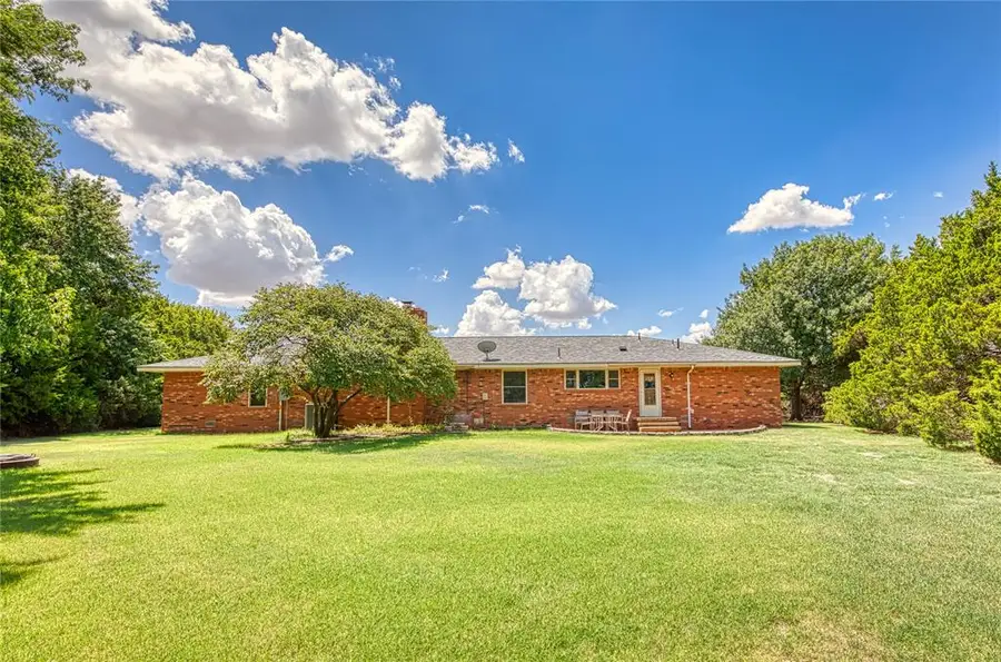 46864 Us Highway 270 Highway, Mutual, OK 73853 - #3