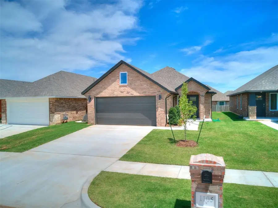 1105 SW 139th Terrace, Oklahoma City, OK 73170 - #2