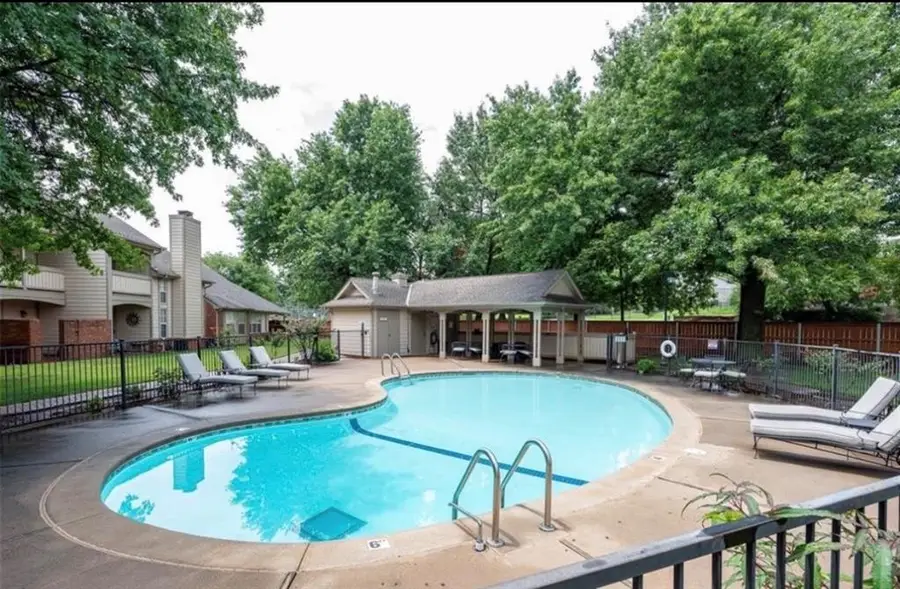 11819 Red Oak Way, Oklahoma City, OK 73162 - #2