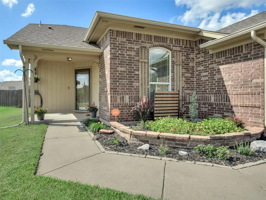 13305 SW 4th Street, Yukon, OK 73099 - #3